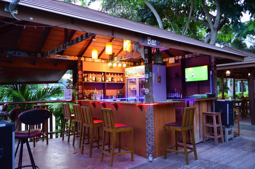 La Paillote Guest House Rayong Eksteriør billede