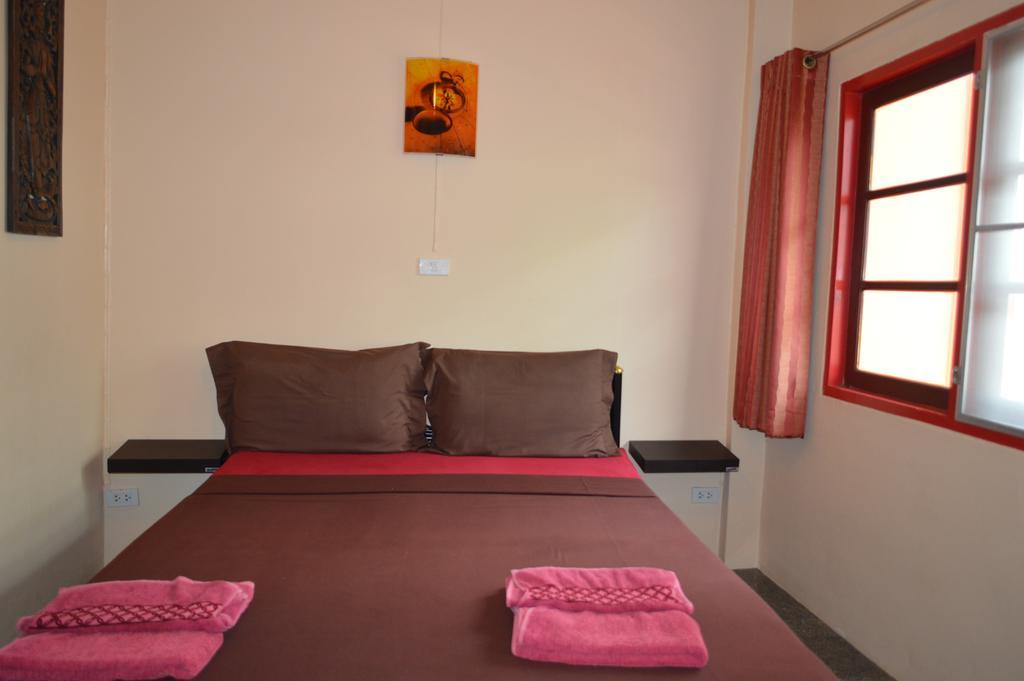 La Paillote Guest House Rayong Værelse billede